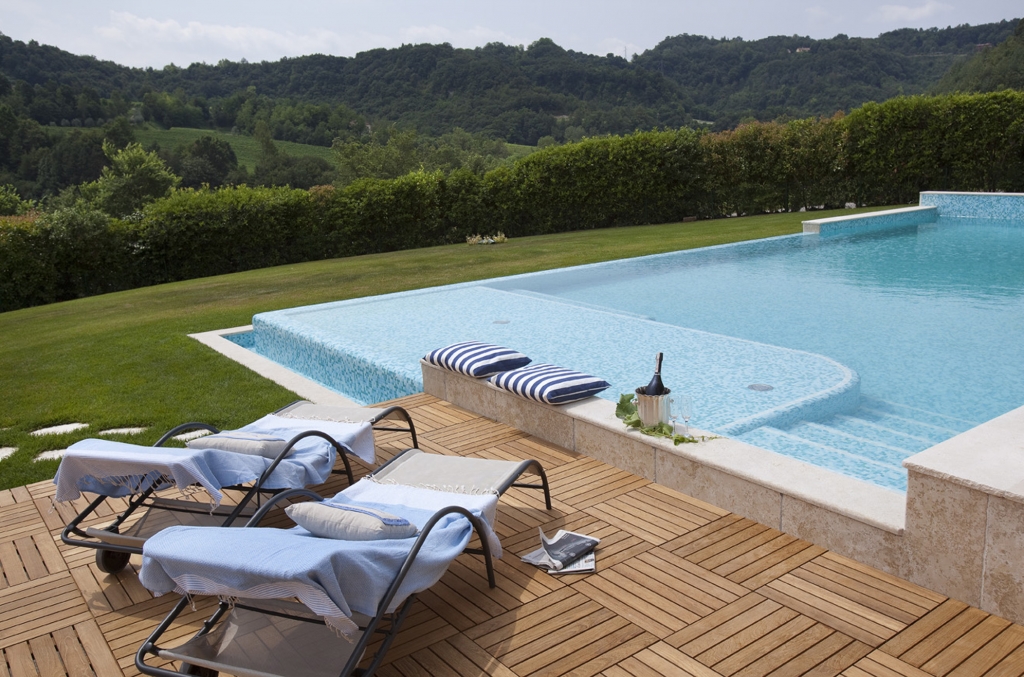 comfortable luxury villa pool