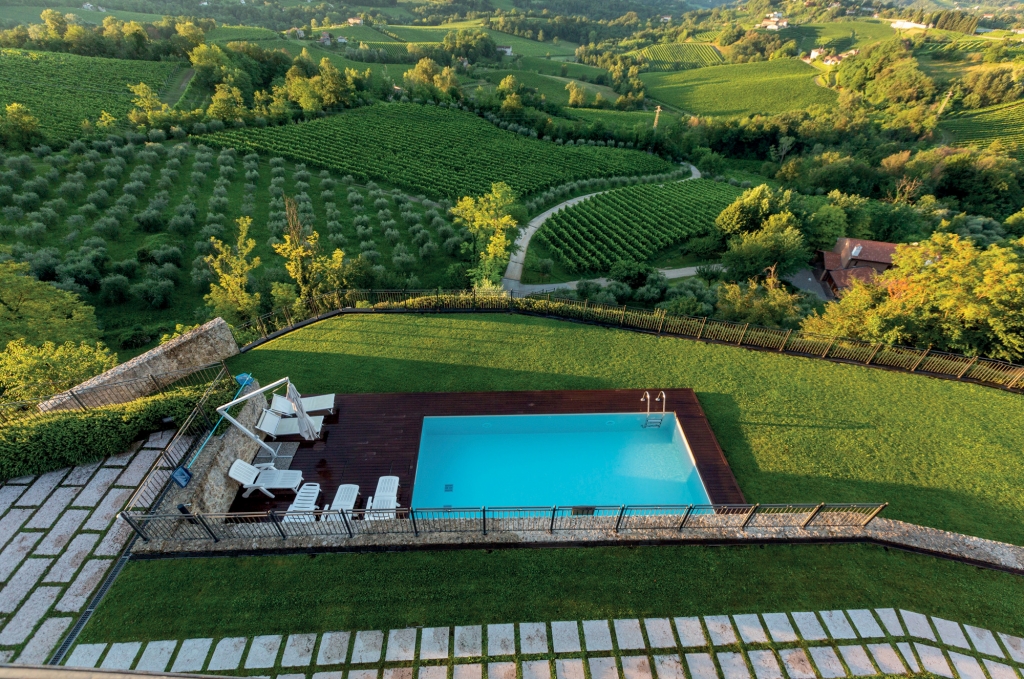 luxury villas with pool