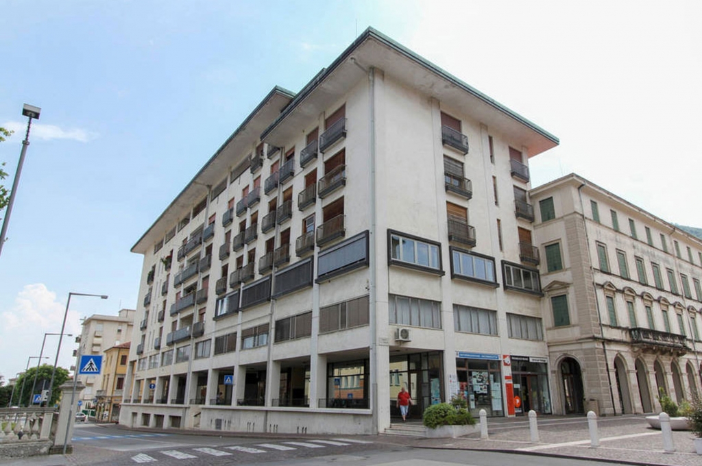 convenient location in down town Vittorio Veneto